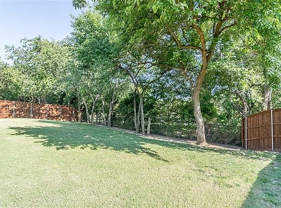 3rd image of 4300 Little Oak Ln