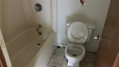 4th image of 124 Meadowlake Dr Unit 12
