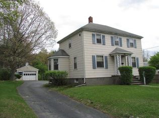618 Mendon Rd, North Smithfield, RI 02896