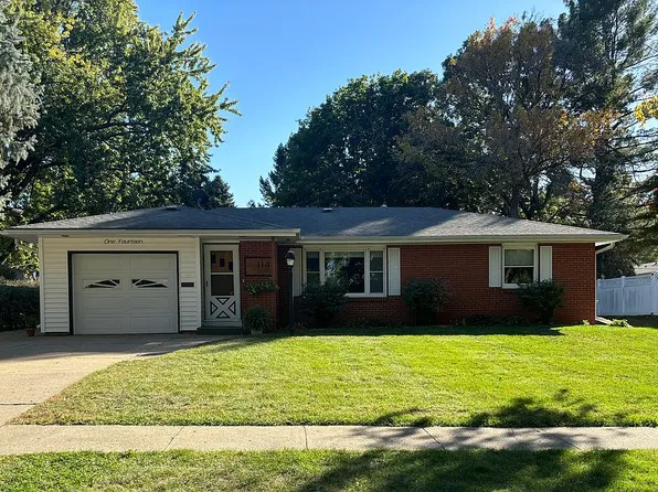 114 11th St SW, Le Mars, IA 51031