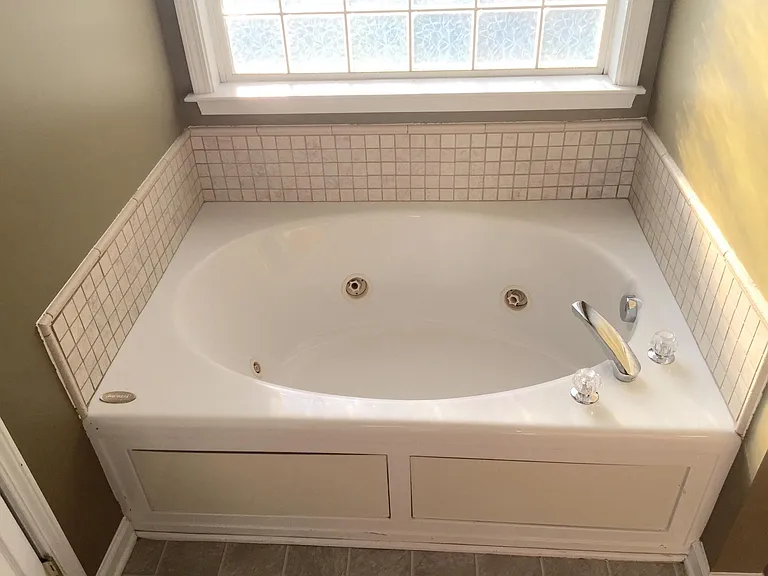 5736 Keowee Way — Photo 12