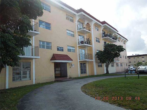 5th image of 13725 NE 6th Ave APT 305