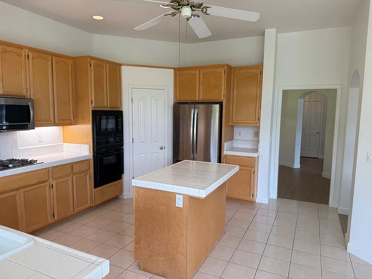 3245 Corte Granada — Photo 27