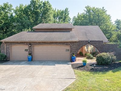 16649 Doe Cir, Strongsville, OH, 44136