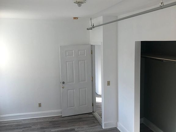 5th image of 128 Cortlandt St APT 2