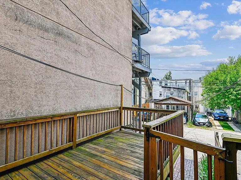 1514 Byrd St — Photo 11
