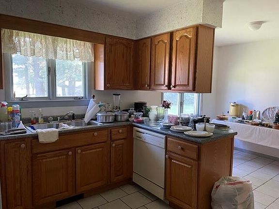 4th image of 1251 W Esther St