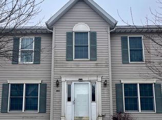 903 E Shelbourne Dr, Normal, IL 61761