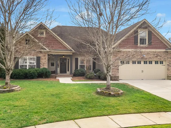 818 Lynnstone Dr, Chattanooga, TN 37405