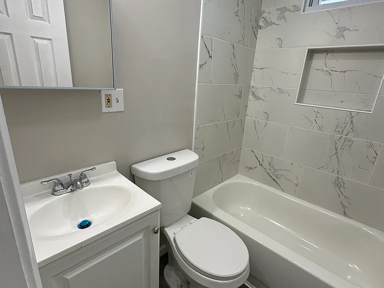 150 Plymouth St #1 — Photo 6