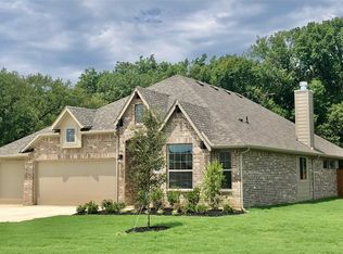 600 Woodridge Dr, Oak Pt, TX 75068