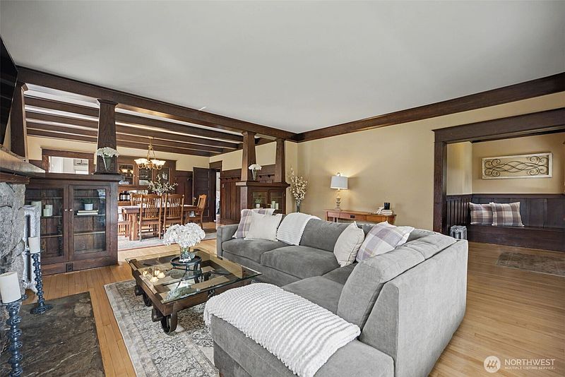 2nd image of 3225 N 20th Street