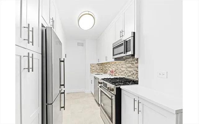 Rented by Corcoran | media 9