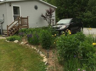 71 Union St, Hillsboro, NH 03244
