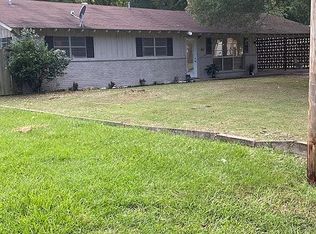 105 Garden Rd, Hooks, TX 75561