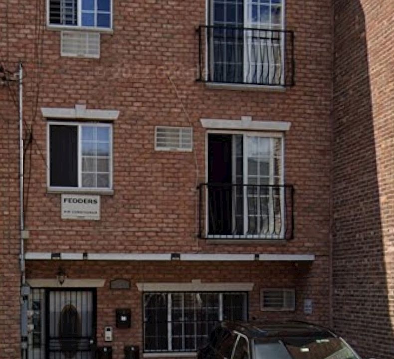 1st image of 404 E 54th St #3