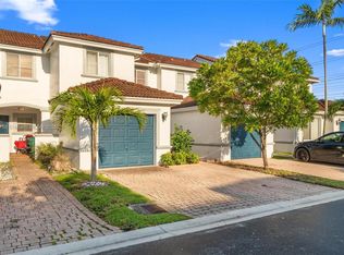 4866 NW 114th Ct, Doral, FL 33178