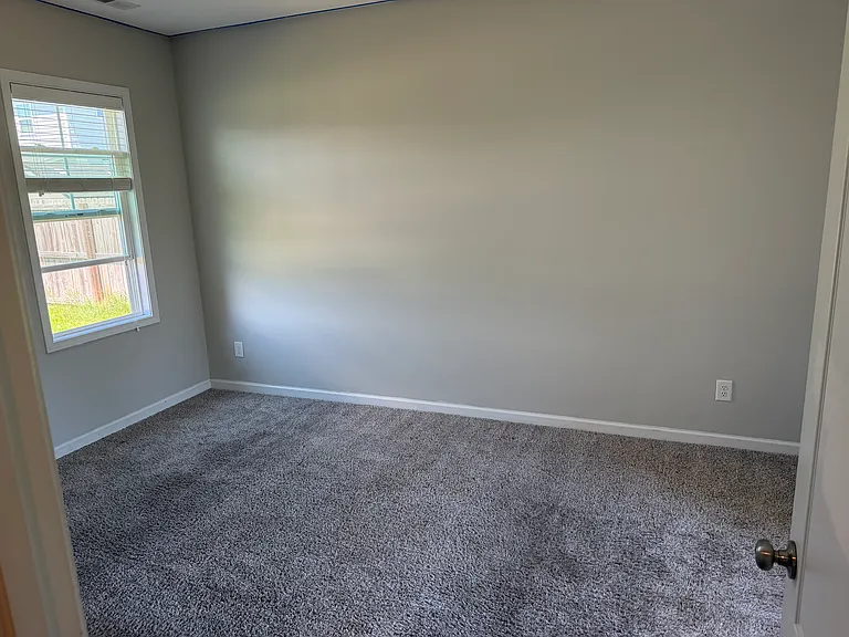 482 Weston Woods St — Photo 32