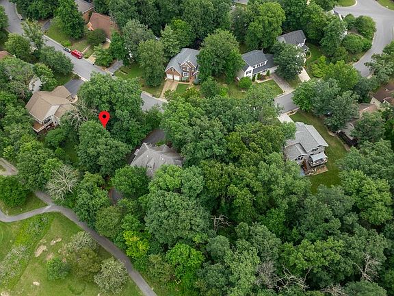 4th image of 574 Wyndham Woods Cir