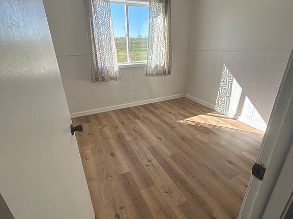 5th image of 605 S 7th Ave #2