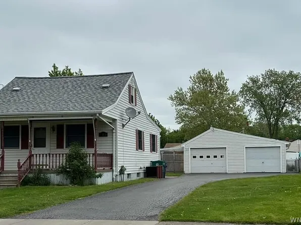 723 66th St, Niagara Falls, NY 14304
