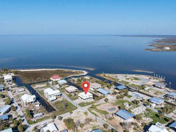 170 10th Ave W, Horseshoe Beach, FL 32648