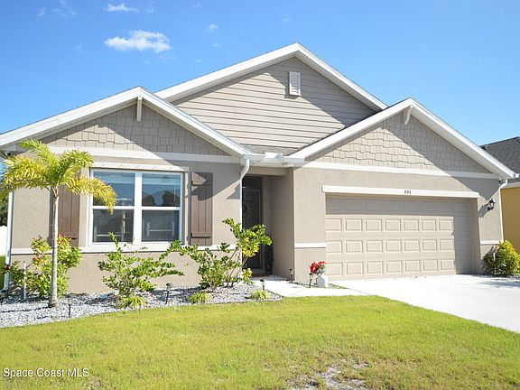 2nd image of 999 Trinity St