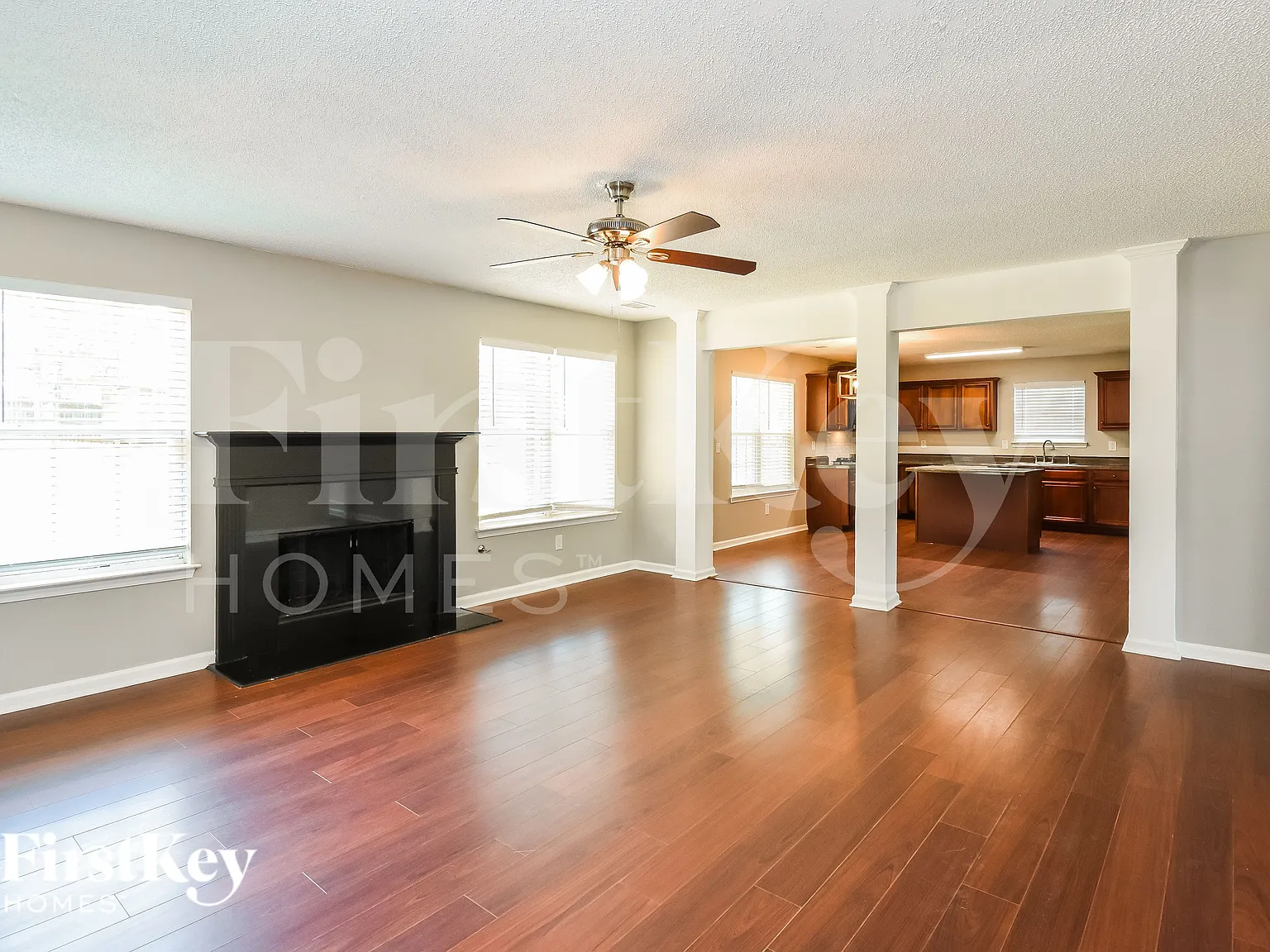 5 bed, 3.0 bath, 3012 sqft, $2,945 — Photo 2
