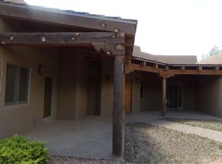 2422 Botulph Rd, Santa Fe, NM 87505