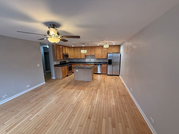 5th image of 744 W Gordon Ter APT 202