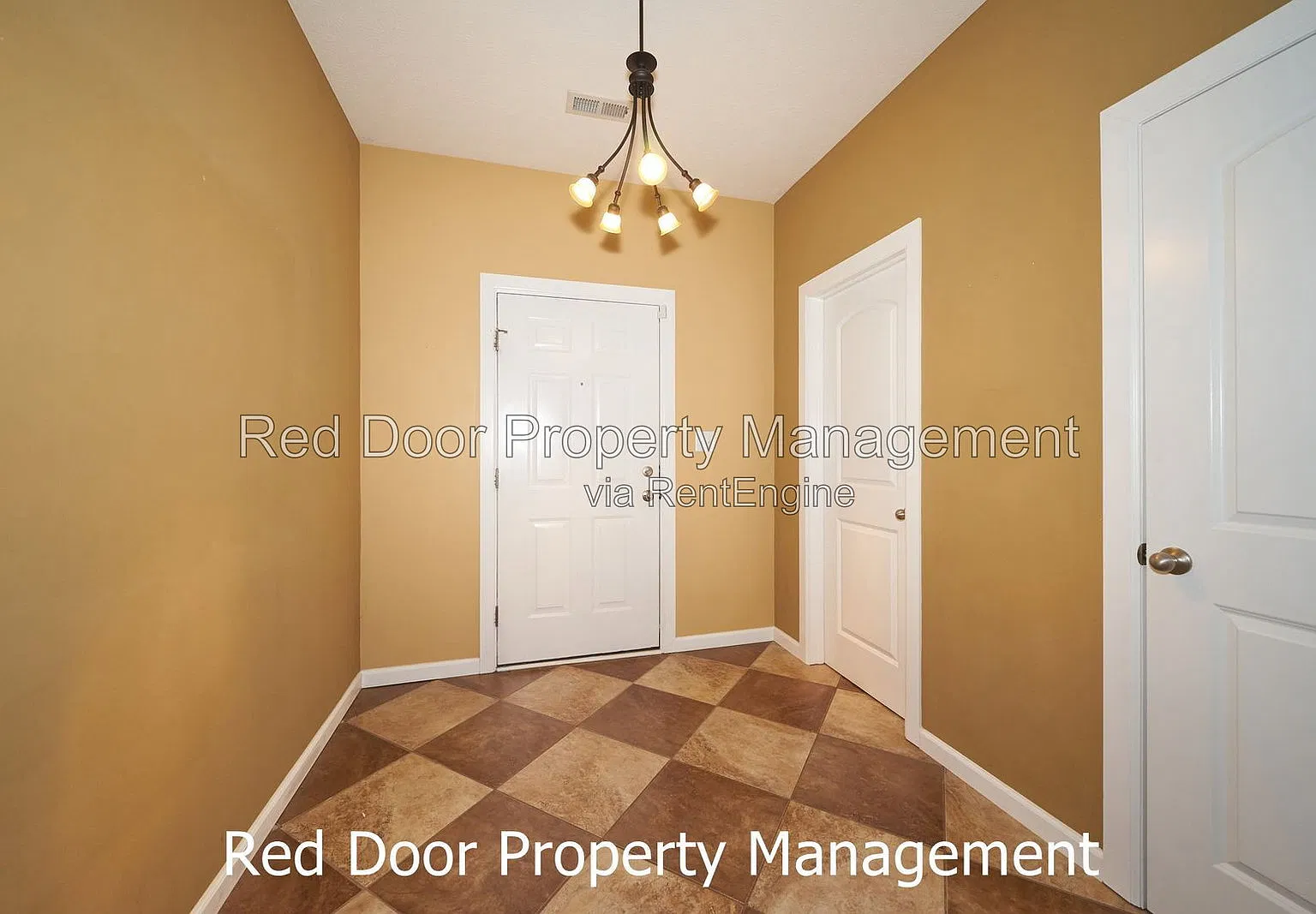 3 bed, 2.5 bath, 2242 sqft, $1,950 — Photo 3