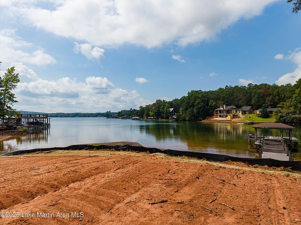 1st image of 2297 Centerport Rd Lot 1