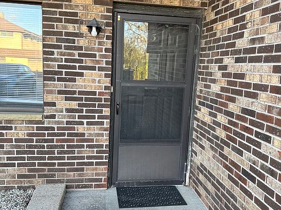 2nd image of N88W15067 Cleveland Ave #161