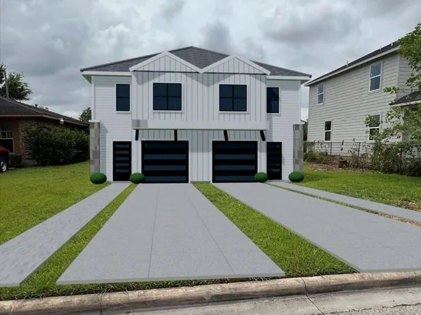 4810 Lingonberry St, Houston, TX 77033