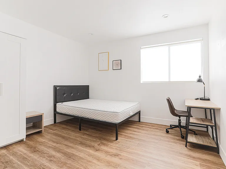 1620 W 35th Pl — Photo 13
