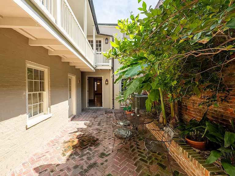 1018 Bienville St #A — Photo 43