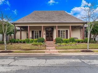 1020 Winterberry Ln, Shreveport, LA 71106