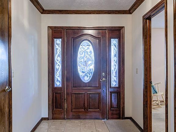 4th image of 603 Lasalle Cir