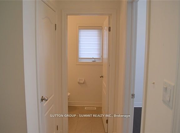 3rd image of 36 Denali Cres