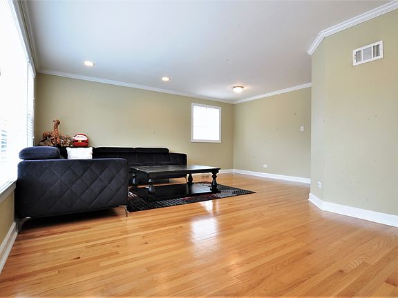 3rd image of 8300 Hamlin Ave
