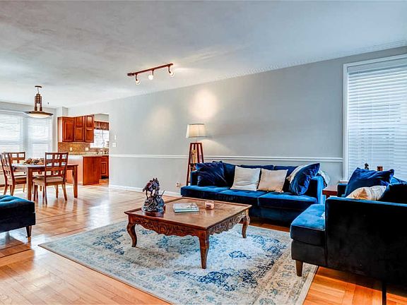 5th image of 7532 York Dr APT 1D