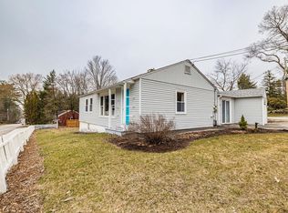 15 Indian Ridge Rd, Hopkinton, NH 03229