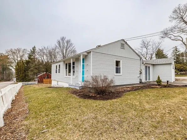 15 Indian Ridge Road, Hopkinton, NH 03229