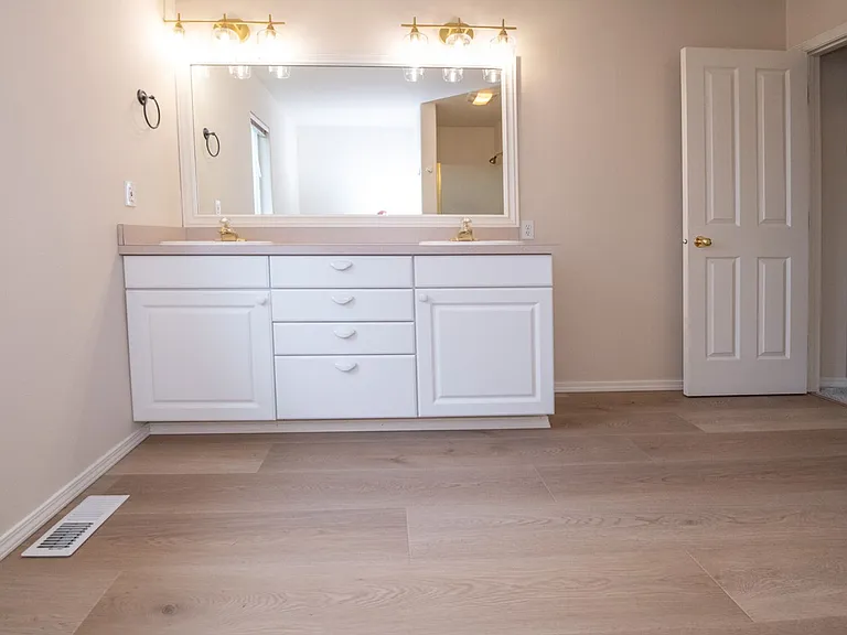 5423 Cape Seville Dr — Photo 22