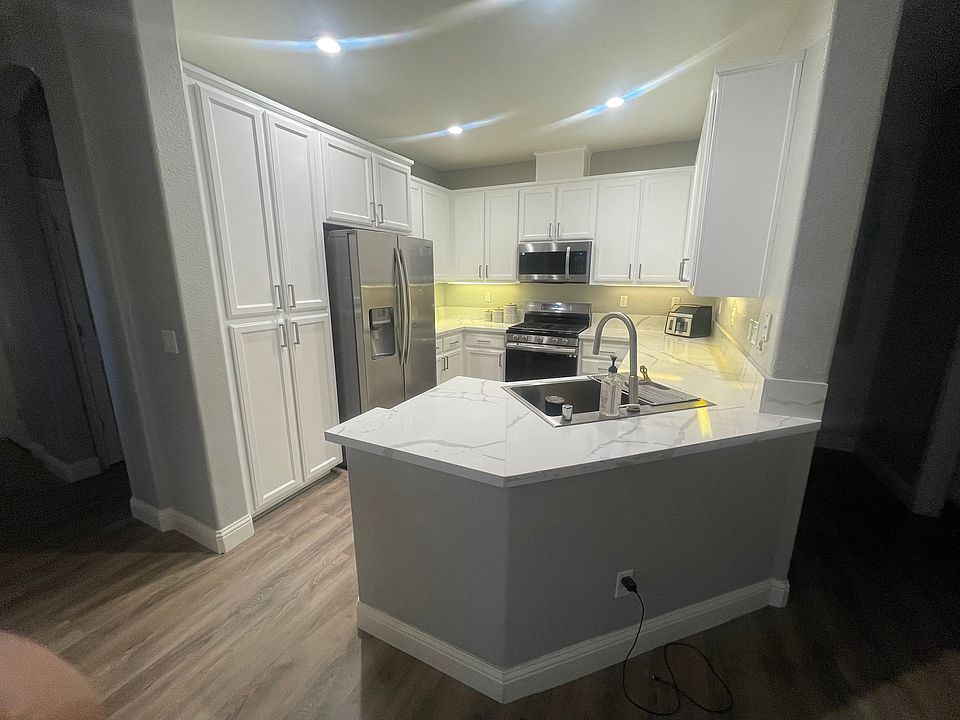 2nd image of 11769 Village Pond Way