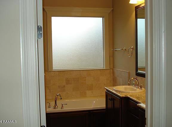 5th image of 407 Copper Ridge Dr