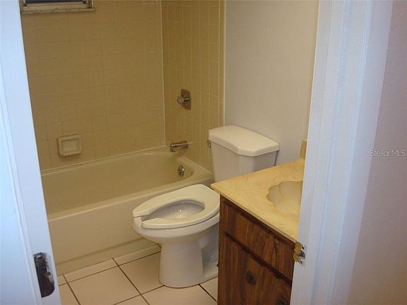 5th image of 23135 Cherry Ave