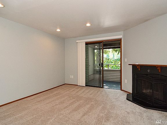 3rd image of 12225 100th Ave NE APT 206