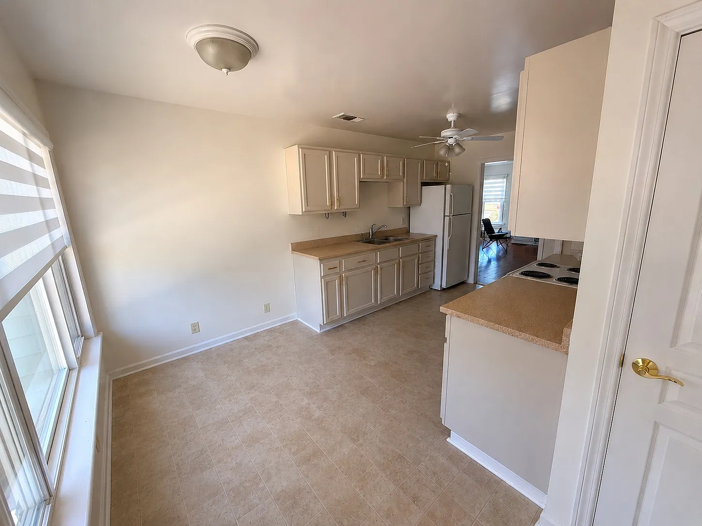 Park Estates Dr, Sacramento — Photo 4