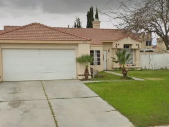 2624 E Nugent St, Lancaster, CA 93535